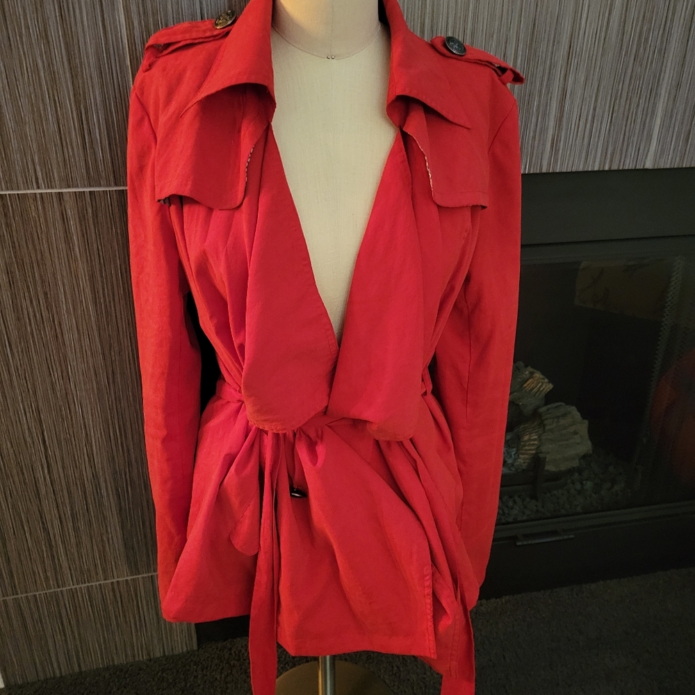 Rhyme & Echo Lightweight Coat